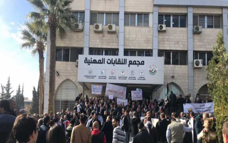 نقيب المهندسين: شركات الاتصالات تعتبر أحد