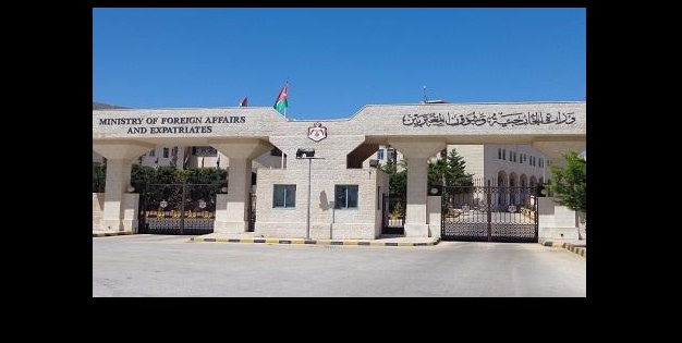 (الخارجية) تطلب توضيحا أمريكيا عن جريمتي