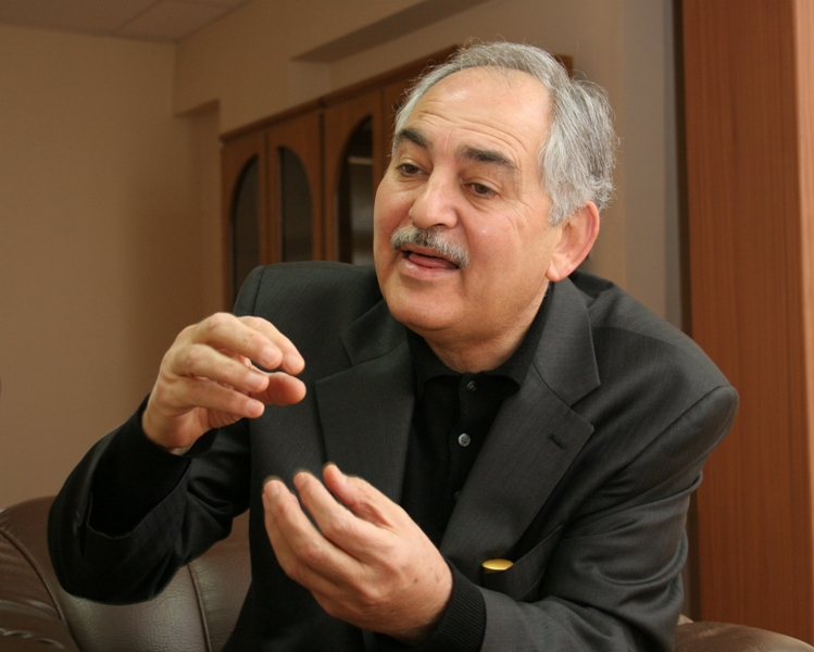 الحباشنة يعقد مؤتمرا صحفيا حول تحويل