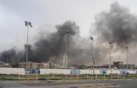 الإسلاميون المتشددون ومهربو البشر يؤججون الصراع