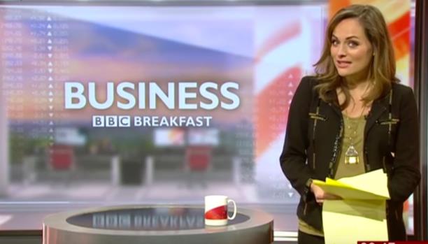 مذيعة BBC تدخل مخاض الولادة على