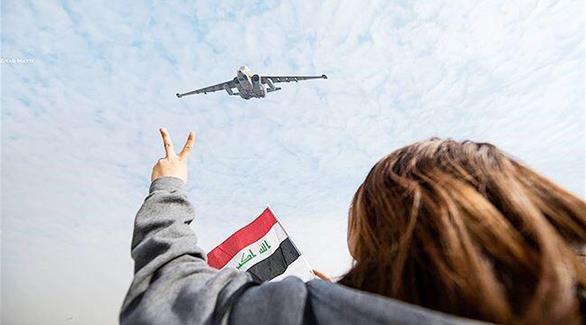 الطيران العراقي يلقي ملايين المنشورات والصحف