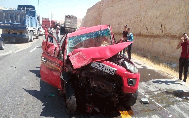 وفاة شخص وإصابة آخرين بحادث تصادم