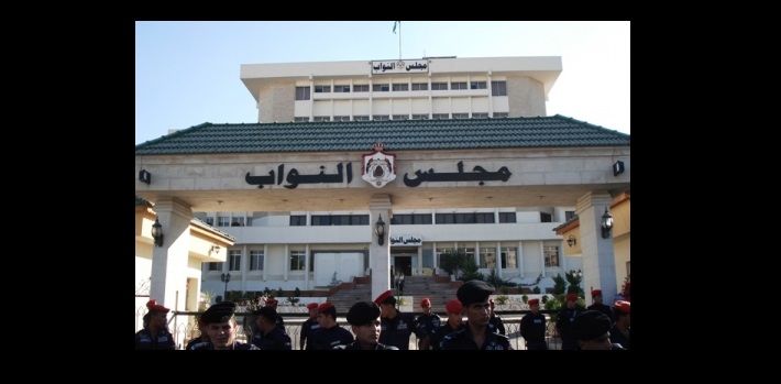 (التحقيق النيابية) تواصل مناقشة ملف الطاقة