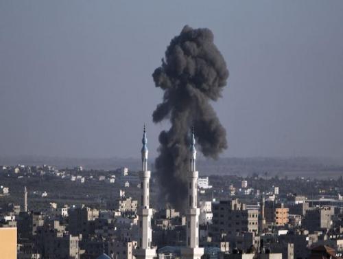 تسعة شهداء وجرحى بقصف إسرائيلي لنفق