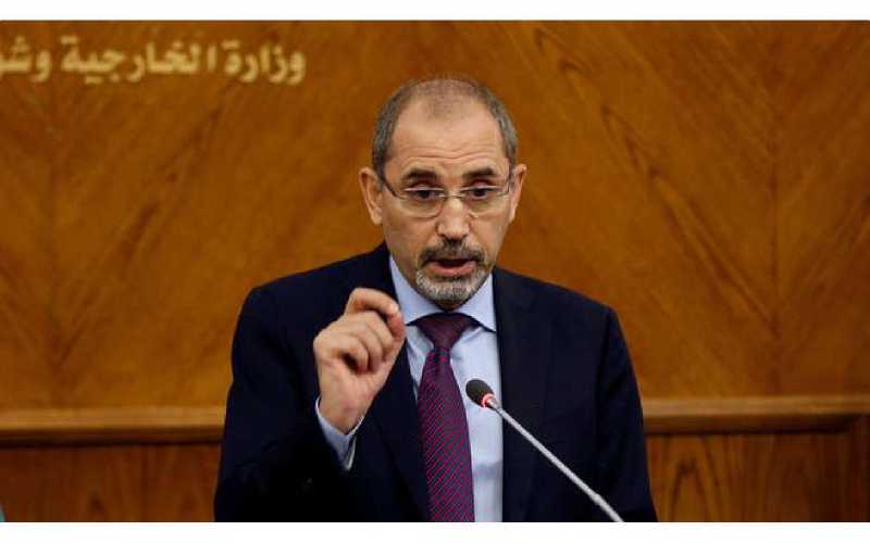 الصفدي يلتقي مبعوث الرئيس الروسي الخاص