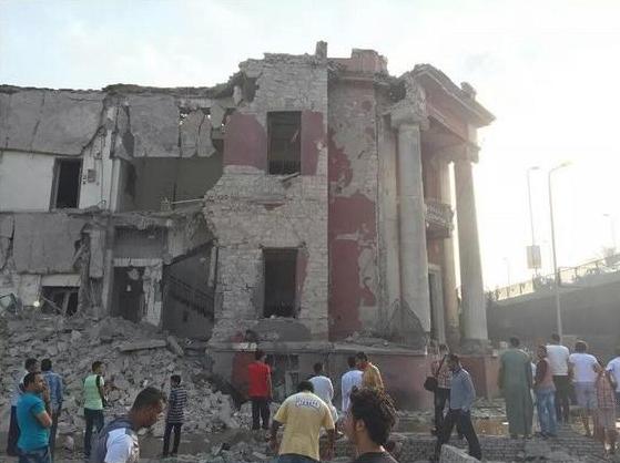 انفجار القاهرة: قتيل وإصابة شرطيين و