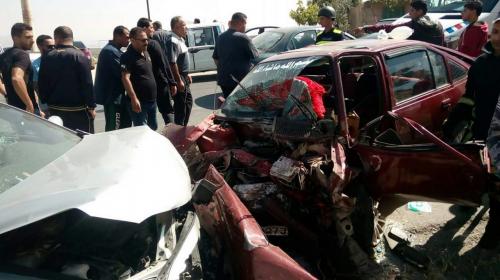 وفاة و5 اصابات بحادث تصادم في