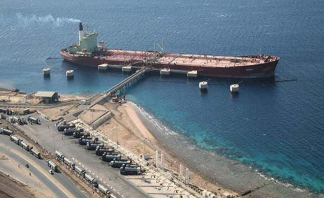 السيطرة على تسرب نفطي محدود في