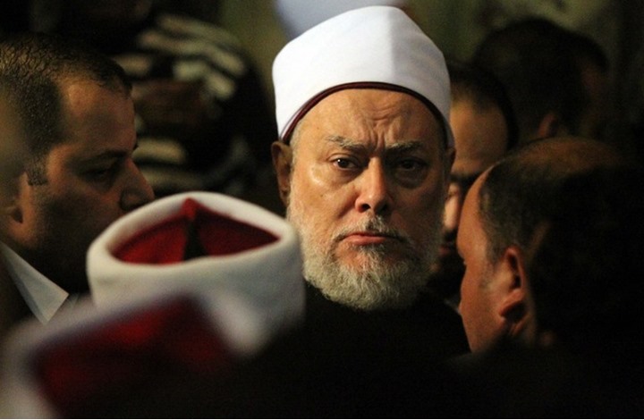 علي جمعه : (بيع الخمرة عادي