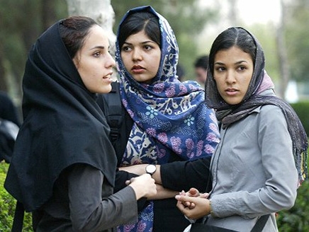 واقع المرأة الايرانية تحت سلطة النظام
