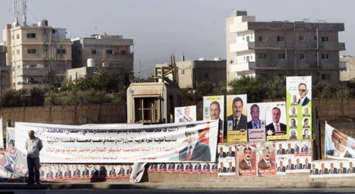الأمانة تزيل 300 يافطة وصورة مخالفة