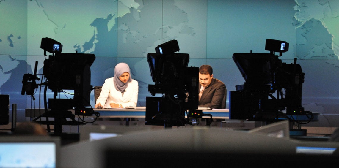 كيف رد الإماراتيون على قناة الجزيرة؟