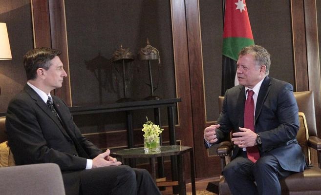 الملك يعقد مباحثات مع الرئيس السلوفيني
