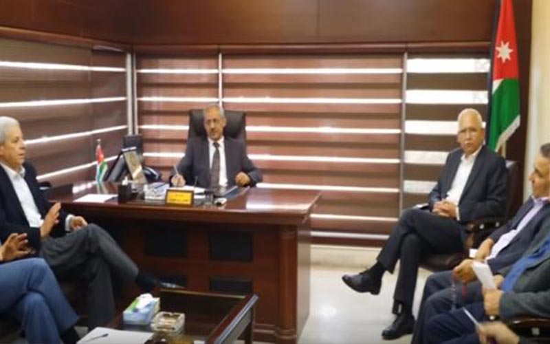 مجلس النقباء: لن نتنازل والشارع متقدم
