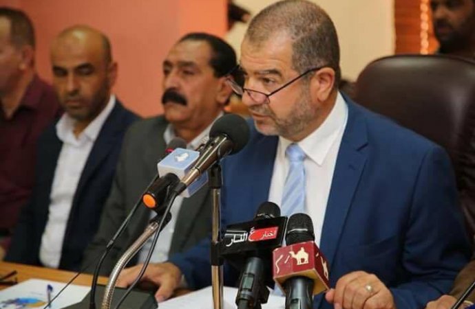أبو السكر: لم أطلب من الحكومة