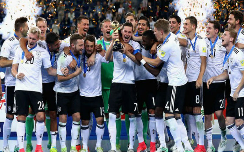 الفيفا يعتزم إلغاء كأس القارات وتعويضها