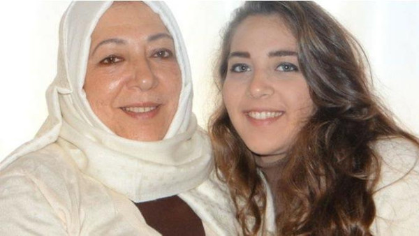 تفاصيل مقتل عروبة وابنتها.. جناة معروفون