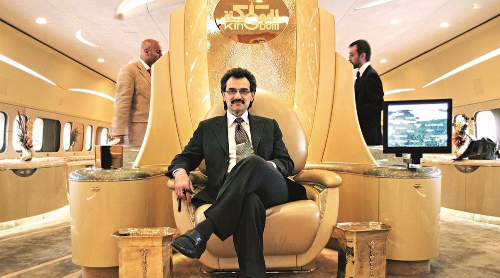الوليد بن طلال.. . قطب الإعلام