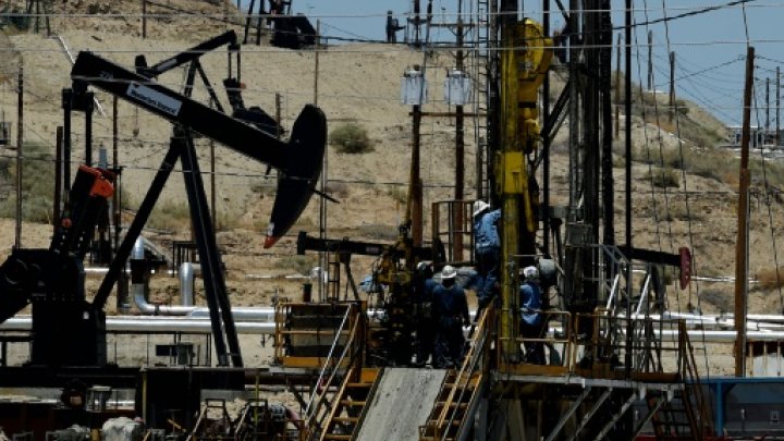 تراجع سعر برميل النفط في آسيا