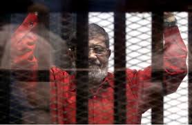 فريق الدفاع عن مرسي يطعن في