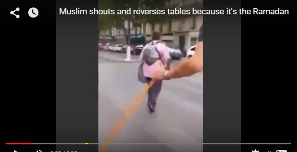 بالفيديو.. شاهد ماذا فعل شاب مسلم