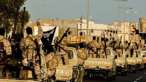 داعش يرفع أعلامه في سرت بدلا