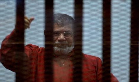 الاخوان يخشون على مرسي بعد غيابه
