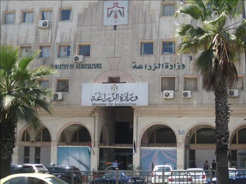 وزارة الزراعة تنشر اسماء المعتدين على