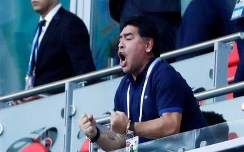 مارادونا يفتح النار على منتخب الأرجنتين