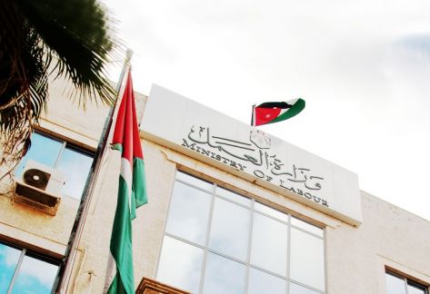 العمل تصدر 11200 تصريح للعمالة الوافدة