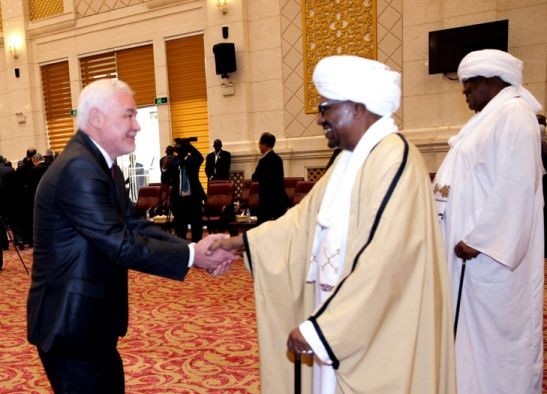 العثور على السفير الروسي بالخرطوم جثة
