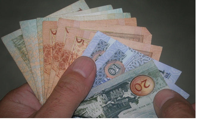 صرف مكافآت العاملين في الانتخابات البلدية