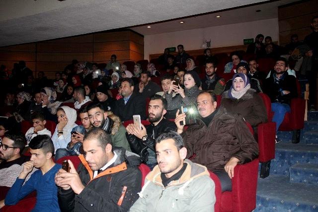 طلبة عمان الأهلية يشاركون بالمهرجان الأول