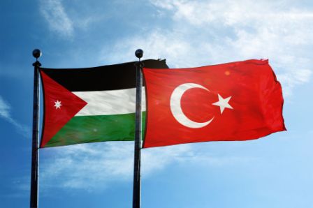 الأردن وتركيا يناقشان التعاون في مجال