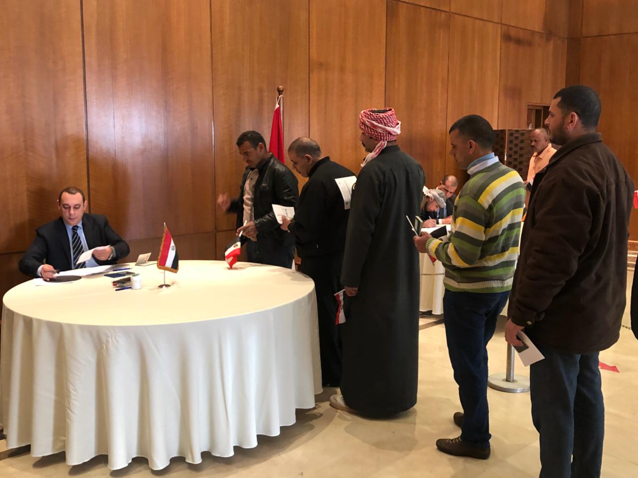 المصريون في الأردن يصوتون في انتخابات