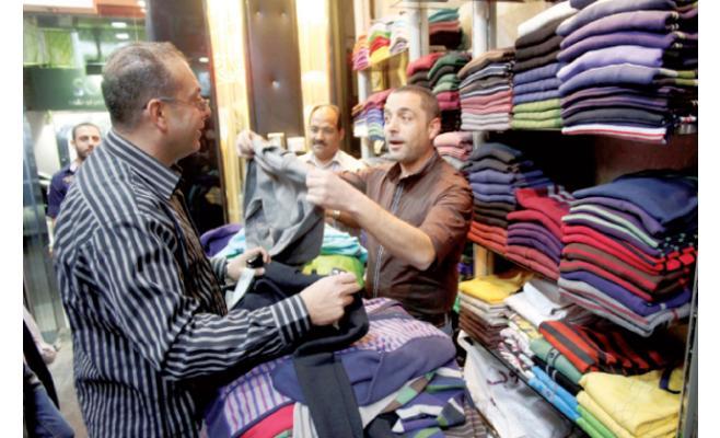 حركة شراء الملابس والأحذية للعيد أقل