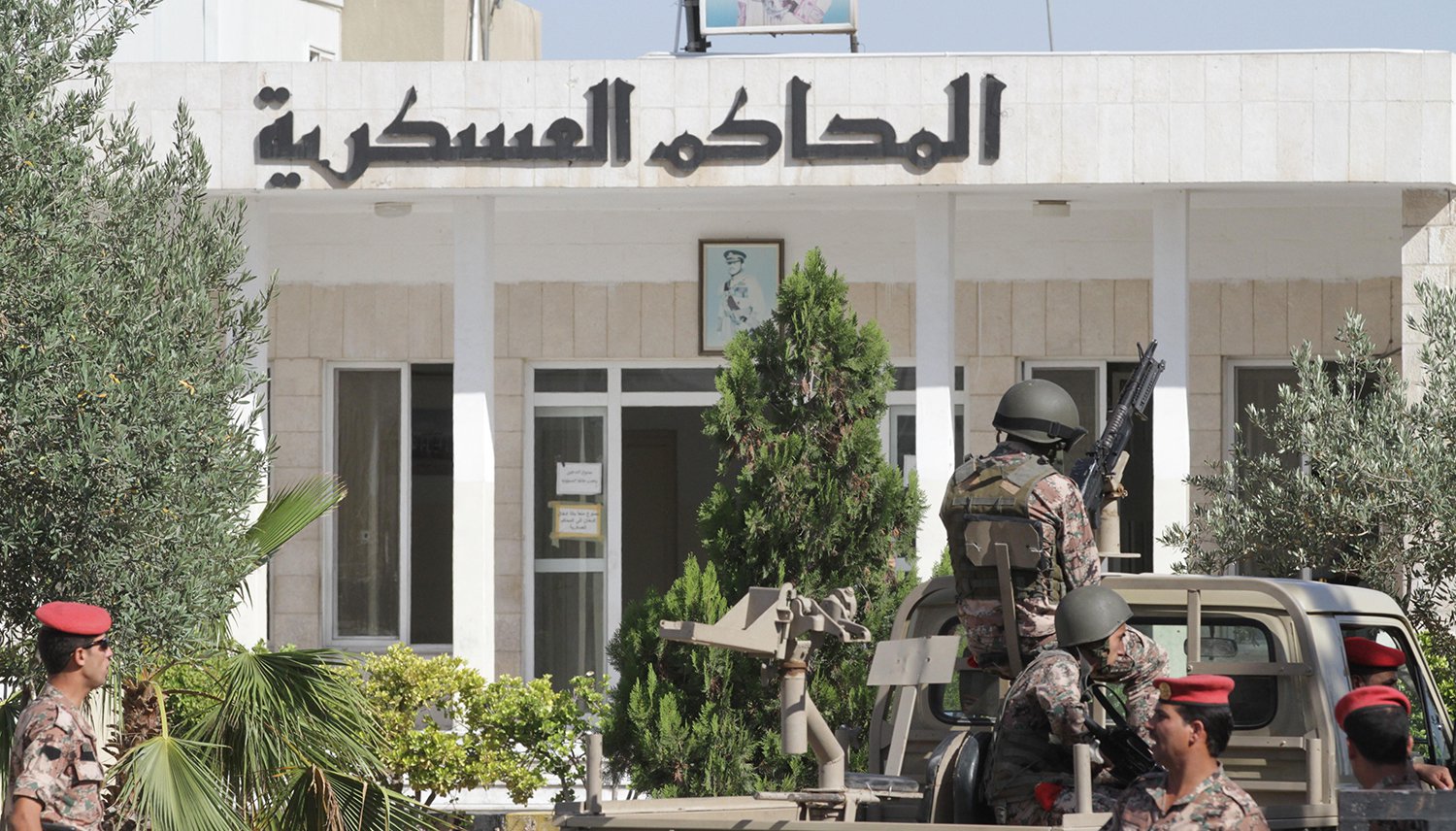(أمن الدولة) تؤجل النظر في قضيتي
