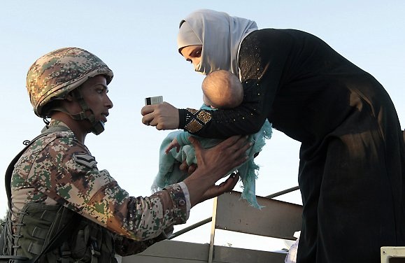 275 لاجئا سوريا دخلوا المملكة خلال