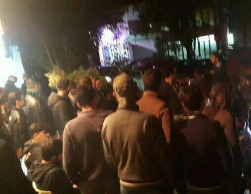 أردنيون يعتصمون امام السفارة المصرية احتجاجا