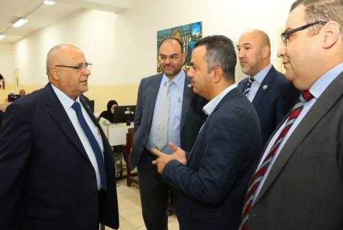 لجنة امتحان الكفاءة الجامعية تزور جامعة
