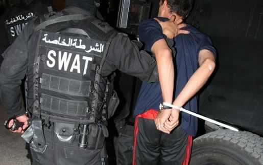 ضبط مطلوب خطير بحقه 135 قضايا