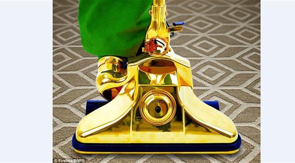 بالصور: طرح مكنسة كهربائية على الإنترنت