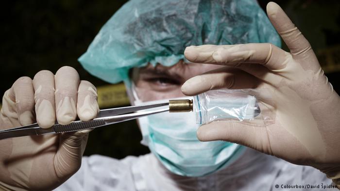 لم تعجبه نتيجة عملية التجميل ..