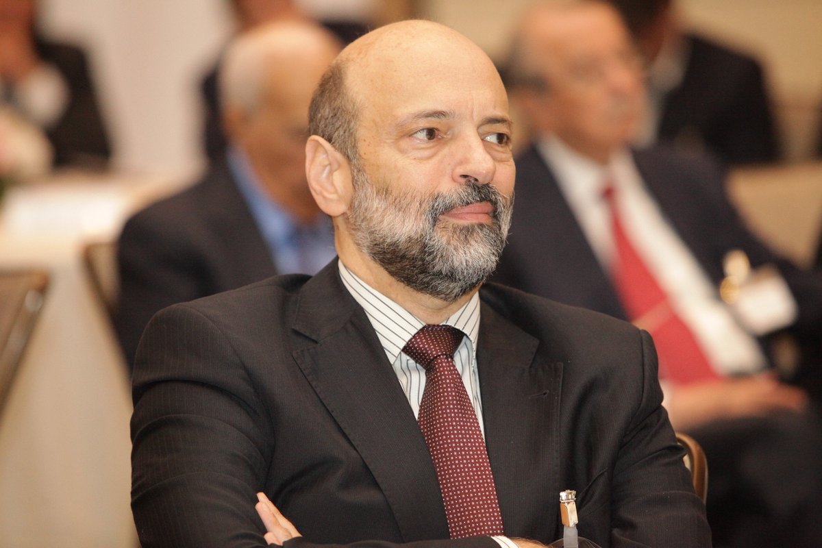 الرزاز: يجب كسر الجمود في العملية