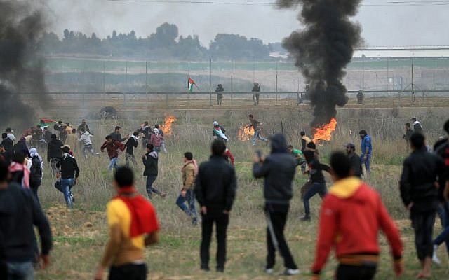 غزة: إصابة 13 مواطنا برصاص جيش