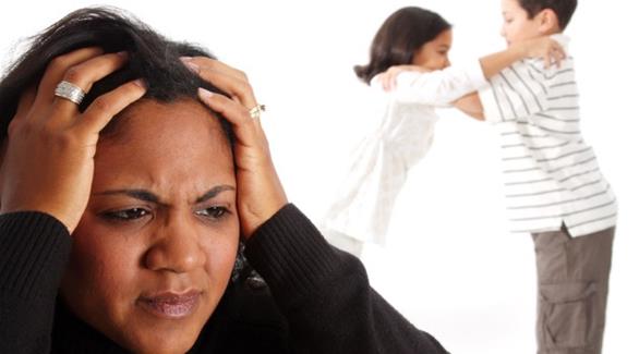 كيف يدير الآباء مواقف الغضب من
