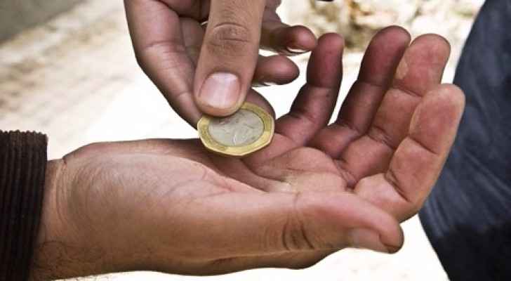المعلم المتسول في عمان ’ضرير‘