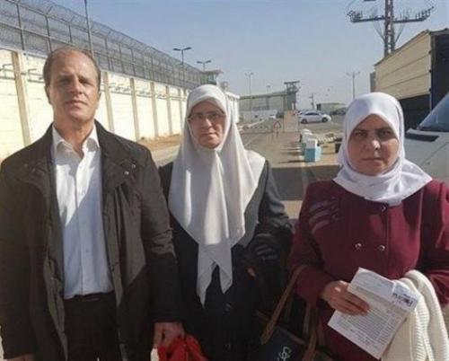 أسرة الأسير مرعي تتمكن من زيارته