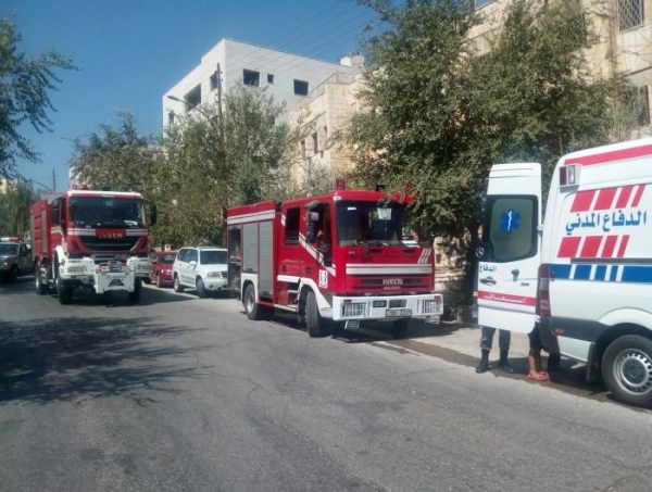 بالصور.. .حريق منزل في ضاحية الرشيد